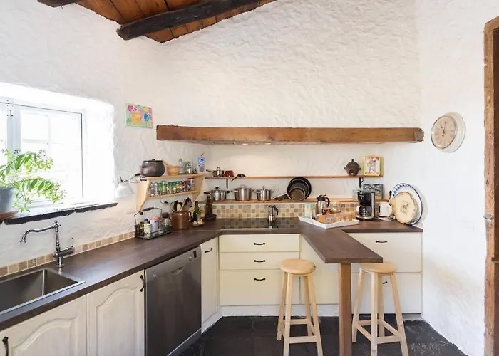 לינה וארוחת בוקר Sansofi *